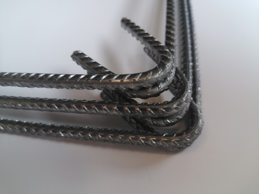 výstužné strmene 14x14 fi 6mm, CNC rebr