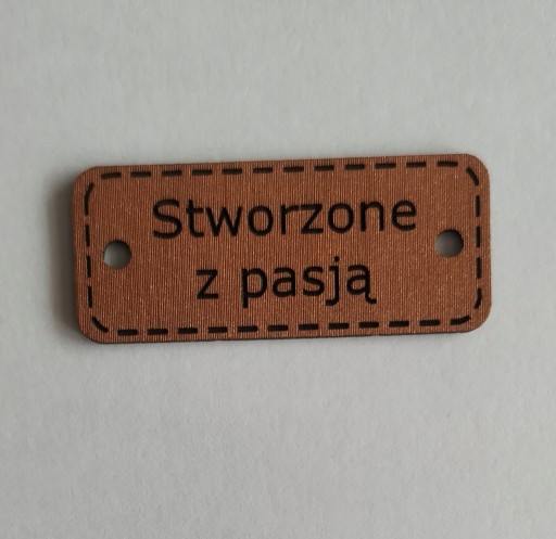 Nášivky, etikety z ekokože Vytvorené s vášňou, 10 ks