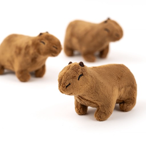 MASKOT CAPYBARA PRE DETI ROZTOMNÝ PLYŠOVÝ VANKÚŠ NA MAJLENIE 20 CM HIT
