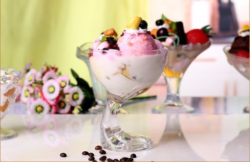Zmrzlinové a dezertné poháre FROZEN 360ml