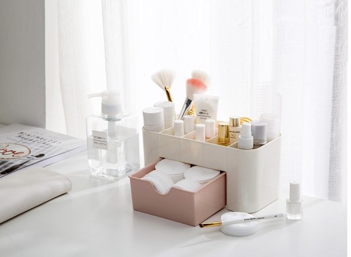 ORGANIZÉR BOX NA KOZMETIKU, ŠPERKY, HODINKY