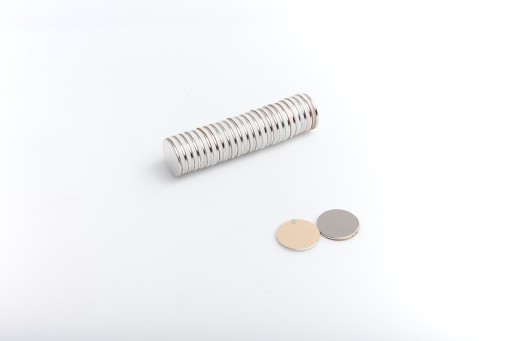 Neodymový magnet MW 15x1 N38 s lepidlom 3M 10 ks.