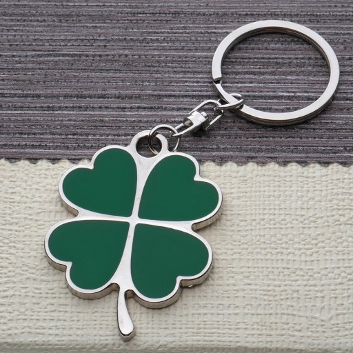 Ďatelina kľúčenka, ďatelina, amulet pre šťastie