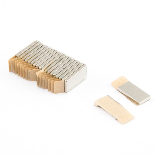 NEODYMOVÝ TANIEROVÝ MAGNET S LEPIKOM 10x5x1 20 KS