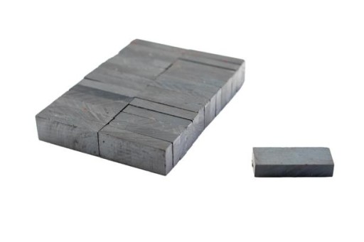 Feritový tanierový magnet MPŁ 25x10x5 F30 10 ks