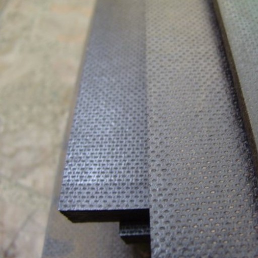 Protišmyková preglejka 500x250 6,5 mm vodeodolná