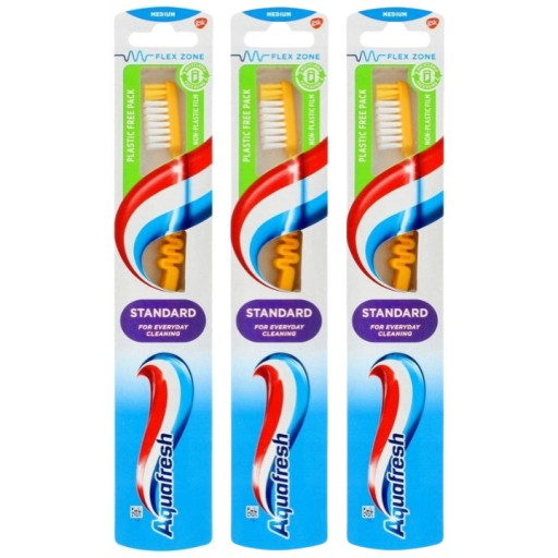 Zubná kefka Aquafresh Family Medium, 3 ks.