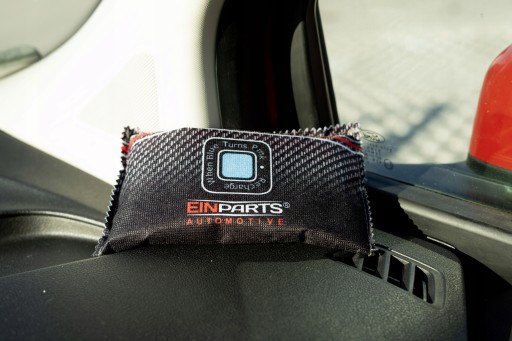 ABSORPTOR VLHKOSTI V AUTO - OPÄTOVNE POUŽITEĽNÝ SUŠIČ AUTOMOBILOV, EFEKTÍVNY