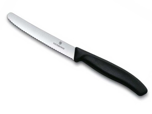 Victorinox 6.7833 nôž na zeleninu, zúbkovaný, čierny