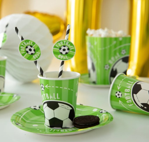 Papierové slamky na futbal 19,5 cm 6 ks