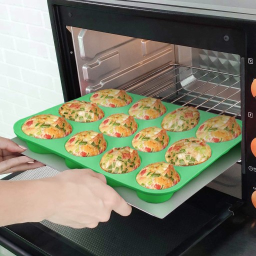 SILIKÓNOVÁ FORMA NA 12 MUFFÍNOV, MUFFÍN, MIX FARIEB