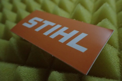 NÁLEPKA S LOGOM STIHL 6,8 x 3 cm
