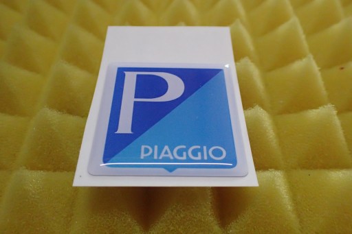 NÁLEPKA PIAGGIO 3D NÁLEPKA 3,8 x 3,8 cm