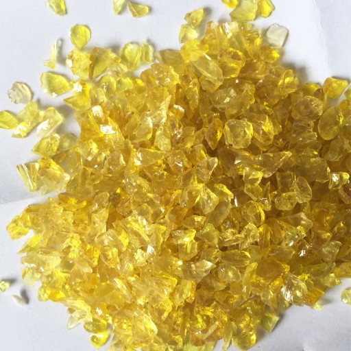 DEKORATÍVNE SKLO malá záhrada FARBY sklenená drť