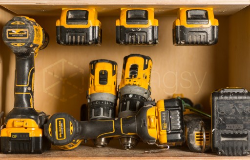 Držiak na batériu DeWalt 18V