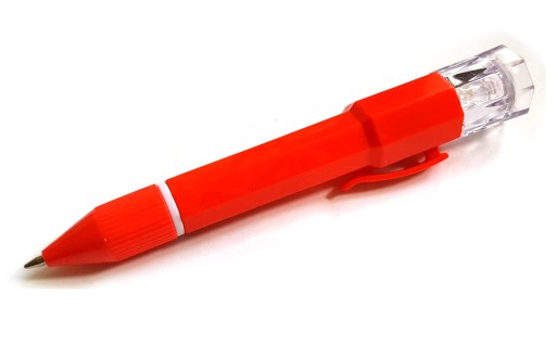 Pero s LED baterkou 2v1 baterka