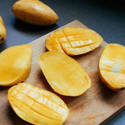 Mango v sirupe, prírodné a chutné