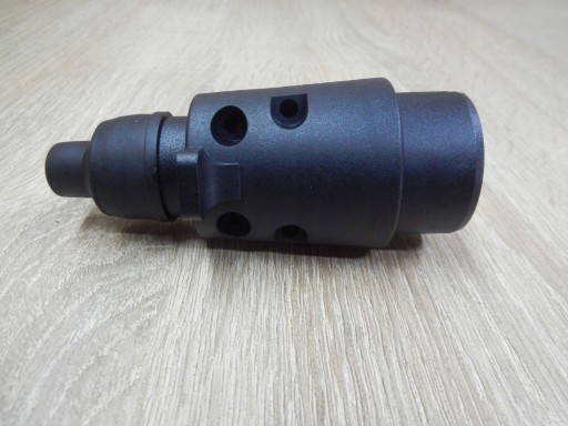 Zástrčka prívesu Príves plastový 7 PIN 12V