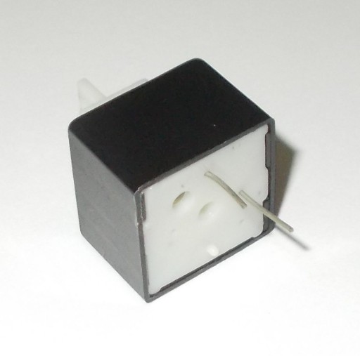 KONTAKTNÝ SPÍNAČ M-24-112 UNITRA DOLAM