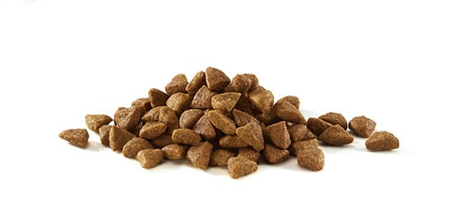 PURINA ONE PRIRODZENÉ OBRANNÉ KRMIVO PRE STERILIZOVANÉ MAČKY S HOVÄDZÍM MÄSOM 750g
