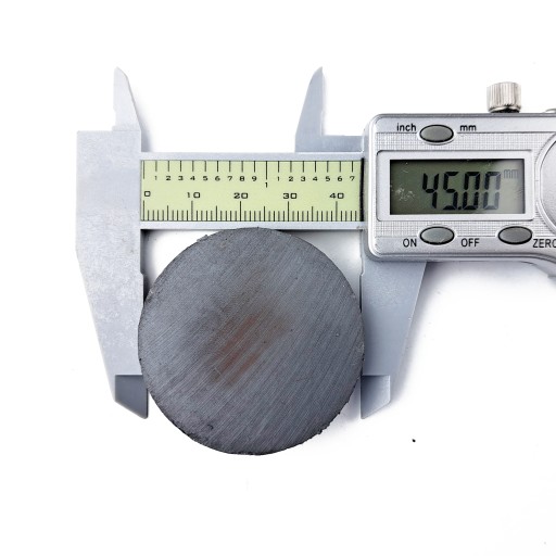 VALCOVÝ FERITOVÝ MAGNET 45x10 - 4 KS