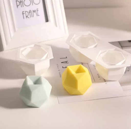 SILIKÓNOVÁ MOLKA NA VÝROBU GEOMETRICKÝCH SVIEČOK SADA 3