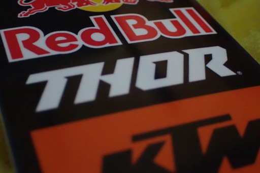 NÁLEPKA KTM THOR MOTOCROSS NÁLEPKA 5 x 7,9 cm