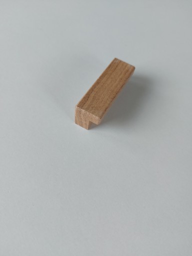 Drevená nábytková úchytka, dub ELKA, dĺžka 64mm, rozmer 32mm, POĽSKÝ VÝROBOK