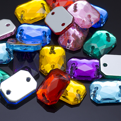 Kamienky na šitie Akryl 10x8x3mm 10 ks