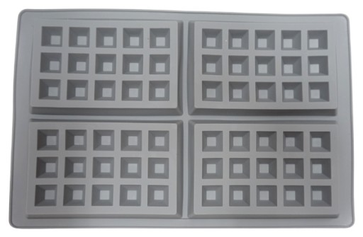 SILIKÓNOVÁ FORMA NA PEČENIE VAFLÍ NA 4 VAFLE