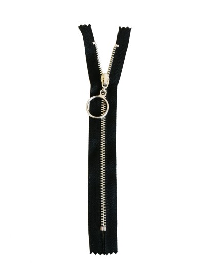 25 Kovový zips s rukoväťou 18cm 4mm