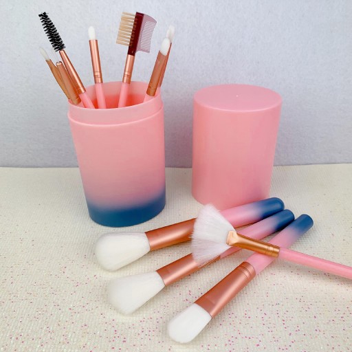 SADA ŠTETEC NA MAKEUP 12 KS + TUBE OMBRE PUZDRO