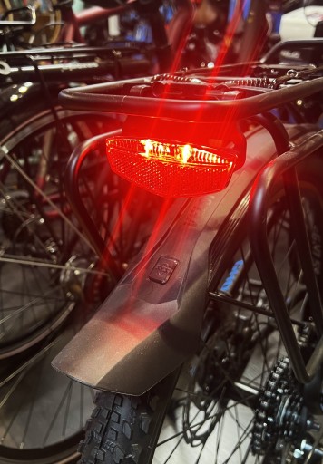XLC CL-R18 LED zadné nosičové svietidlo 50/80 mm pripravené na E-Bike