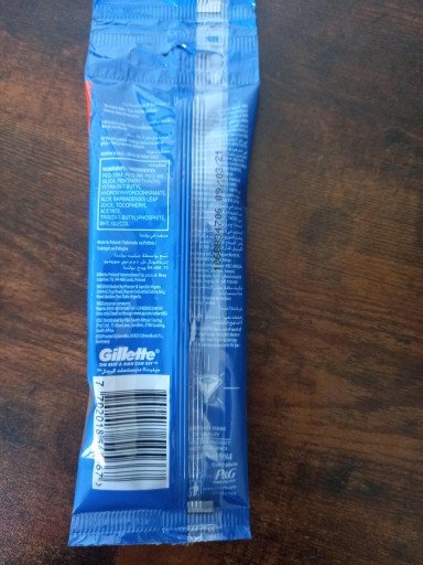 Jednorazový holiaci strojček GILLETTE Blue II Plus