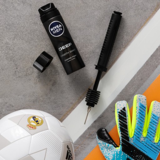 NIVEA Men Hlboká pena na holenie 200 ml