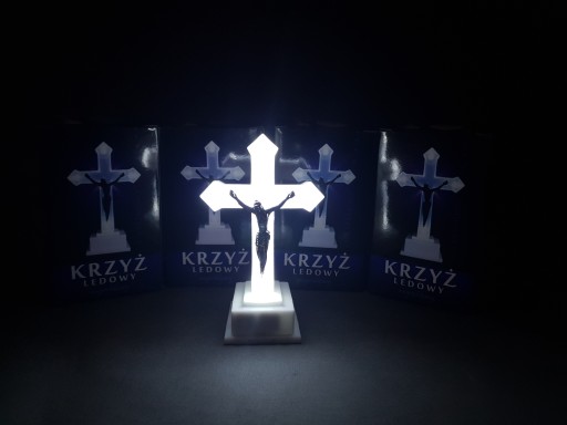 Sviečka s LED krížom