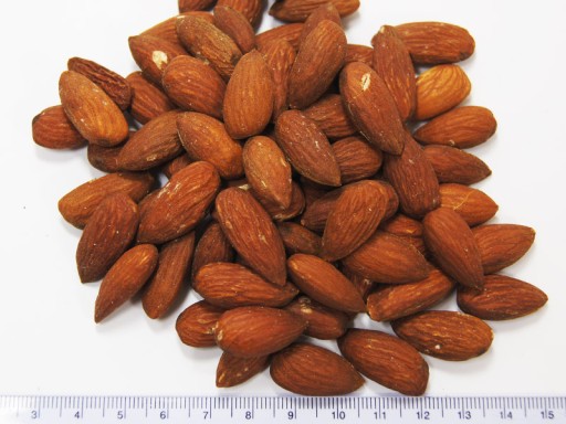 MANDLE pražené SOLENÉ 200 G MANDLE pražené SUPER