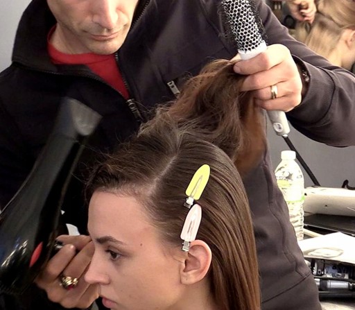 Sada 4 beztlakových sponiek na make-up do vlasov