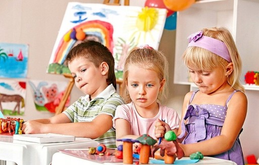 CREATIVE KIDS PLASTIC 4 farby DIY hracie cesto + pokrievka s formičkou