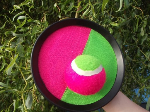 ZRUČNOSTNÁ HRA CHYŤTE LOPTU NA VELCRO 19cm.
