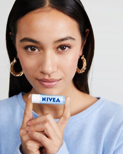 Ochranný rúž NIVEA Hydro Care