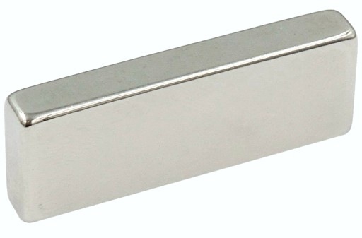SILNÝ NEODYMOVÝ PLÁŠŤOVÝ MAGNET 40x15x6 / NEODYMOVÉ MAGNETY /