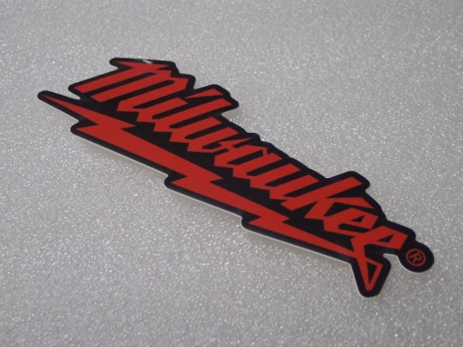 NÁLEPKA S LOGOM MILWAUKEE TOOLS 9,5 x 6,4 cm