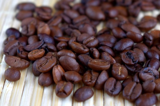 Káva 250G TCHIBO EXCLUSIVE zrná Arabica a Robusta, pražená, bal