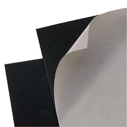 ČIERNA MAGNETICKÁ FÓLIA, SAMOLEPIACA, LIST A4 S LEPIKOM 0,7mm - HUNTER
