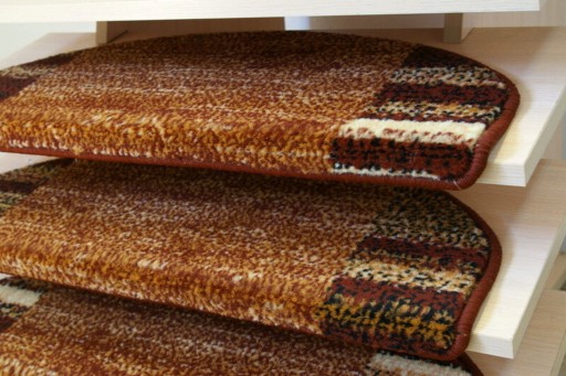 HRUBÉ MÄKKÉ STAIRCAPS WELTOM WELEN TEPLÉ STAIRCAPS KOBERCE