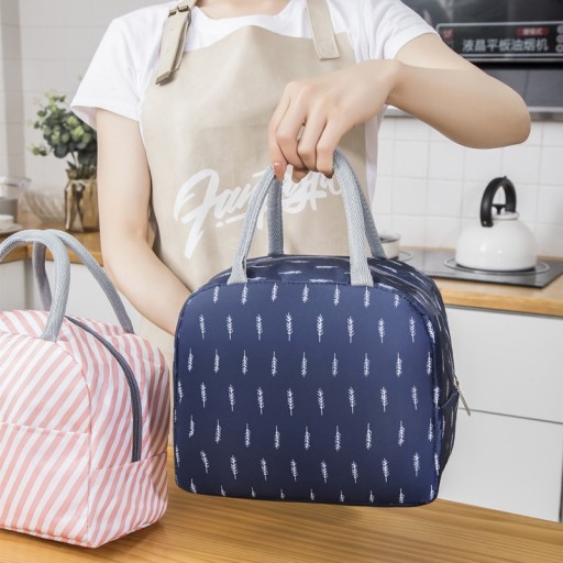 Termálna taška LUNCH BOX Pikniková izolovaná pre jedlo tmavomodré plameniaky