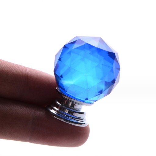 KRIŠTÁĽOVÝ NÁBYTOK Úchytka 30mm BLUE CRYSTAL glamour