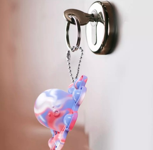 OBOJSTRANNÝ PRÍvesok na kľúčenky CHObotnice POP IT