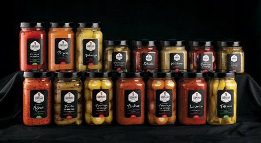 AJVAR Gurmano MACEDÓNSKO jemná 300g 92% paprika